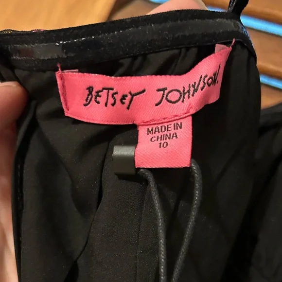 NWT BETSEY JOHNSON Women's 💋💋💋Raven Black Tulle Mesh Valentine’s Day Dress - Picture 6 of 10